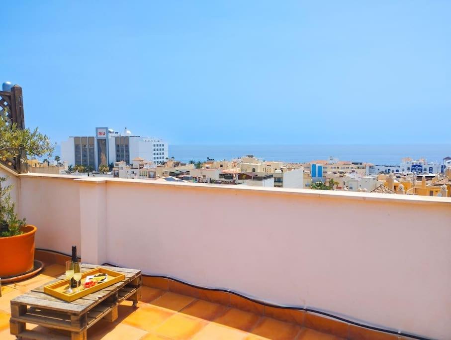 Penthouse With Jacuzzi And Spectacular Sea Views Appartement Nerja Buitenkant foto